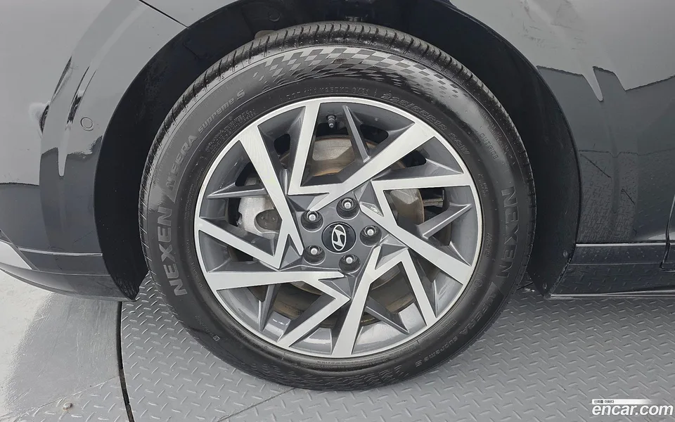 Hyundai Grandeur 2.5 2WD 2023 — миниатюра 2