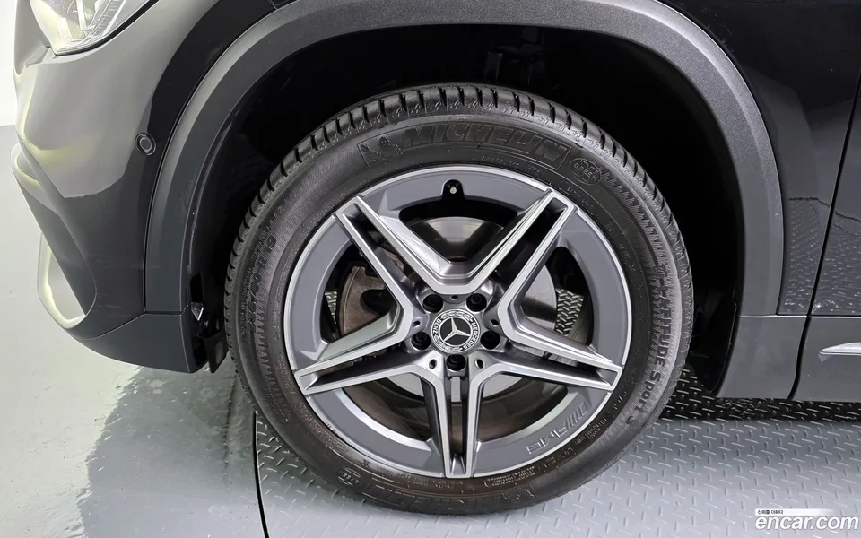 Mercedes-Benz GLA-Class GLA250 4MATIC 2022 — миниатюра 5