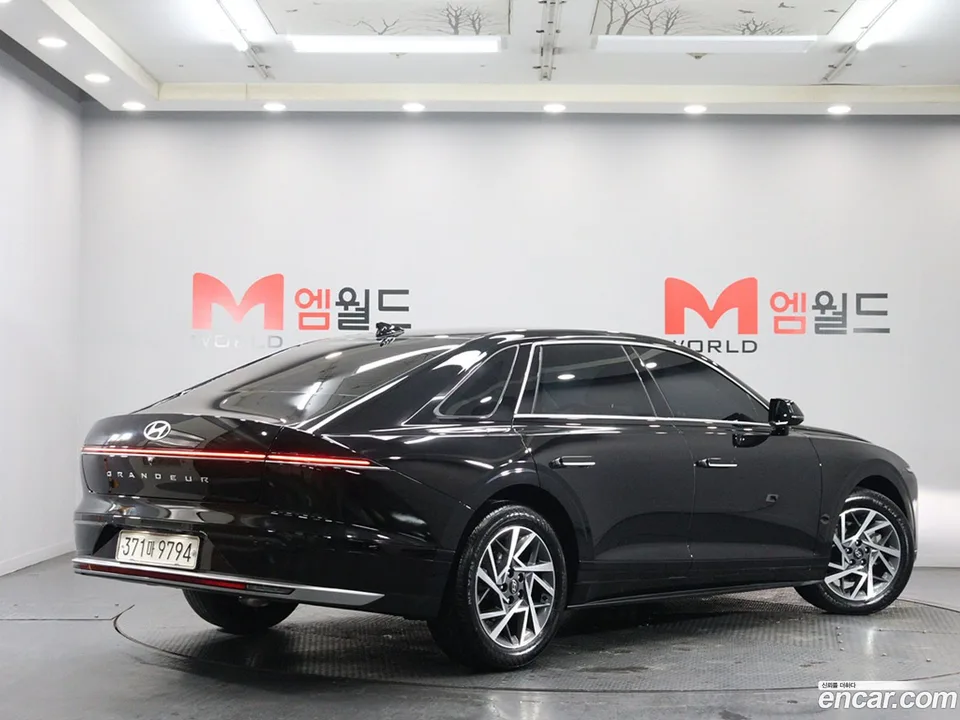 Hyundai Grandeur 2.5 2WD 2024 — миниатюра 3