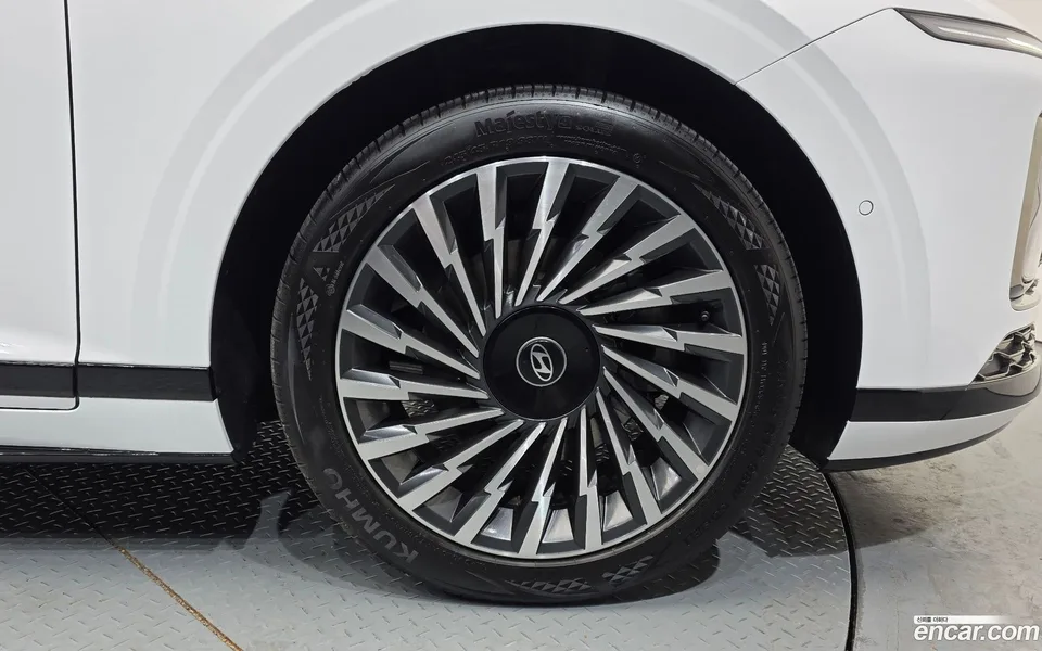 Hyundai Grandeur 2.5 2WD 2025 — миниатюра 2