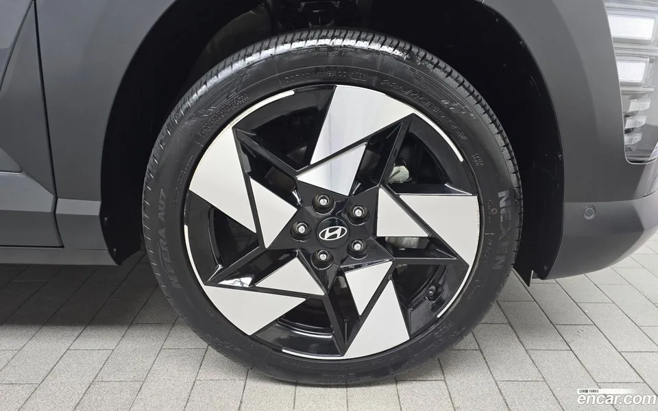 Hyundai Kona 1.6 2WD 2023 — миниатюра 5