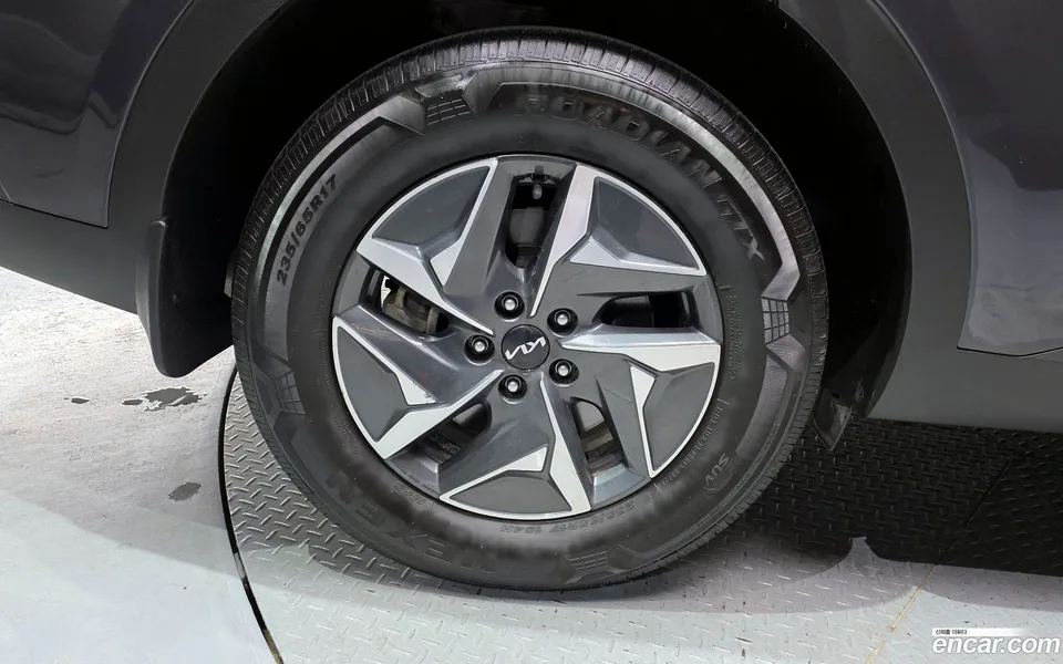 Kia Sorento HEV 1.6 4WD 2023 — миниатюра 5