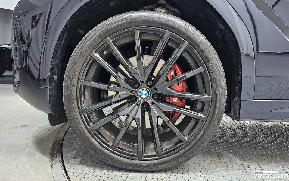 BMW X6 xDrive40d M 2025 — миниатюра 5
