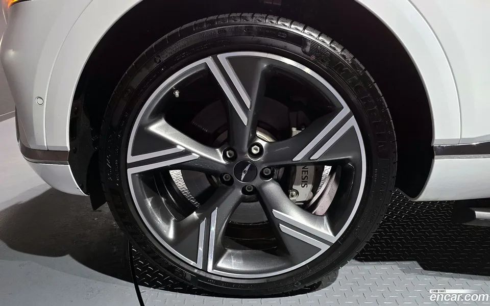 Genesis GV80 2.5T AWD 2024 — миниатюра 2