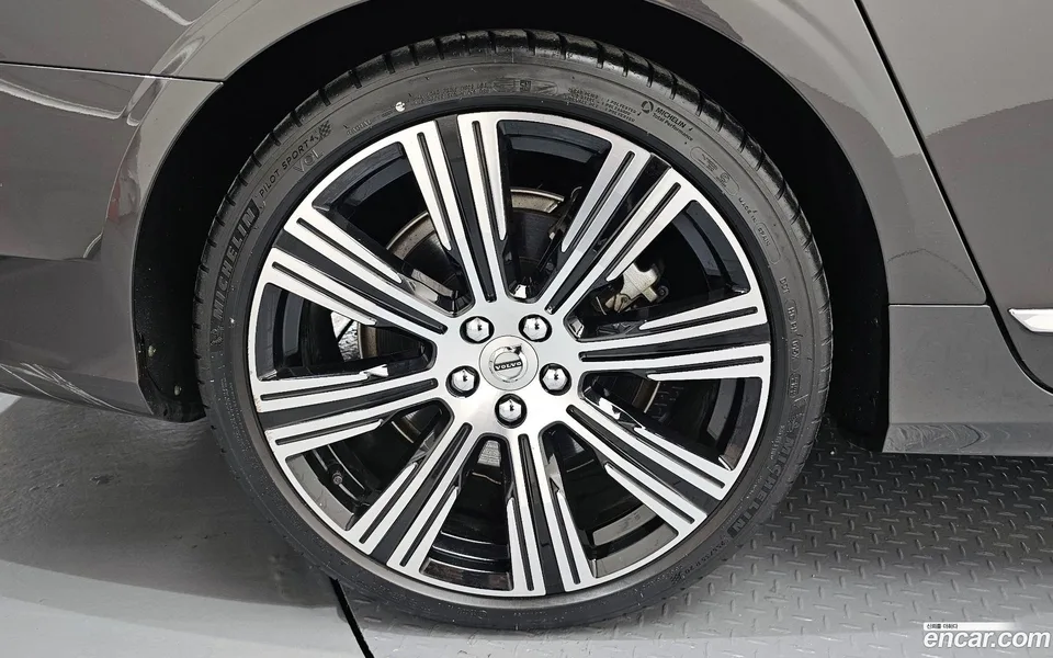 Volvo S90 B6 AWD 2023 — миниатюра 2