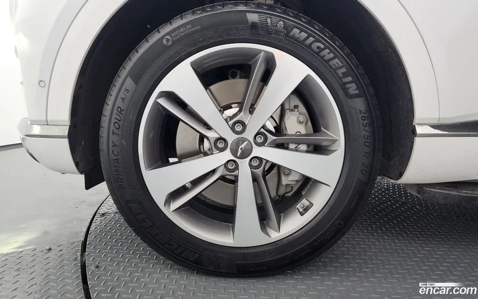 Genesis GV80 2.5T AWD 2023 — миниатюра 2
