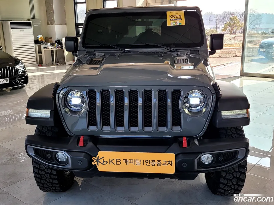 Jeep Wrangler 2.0 4 2023 — фото 1, купить с доставкой в Москву
