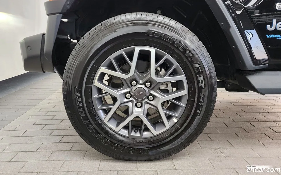 Jeep Wrangler 2.0 4 4xe 2022 — миниатюра 2