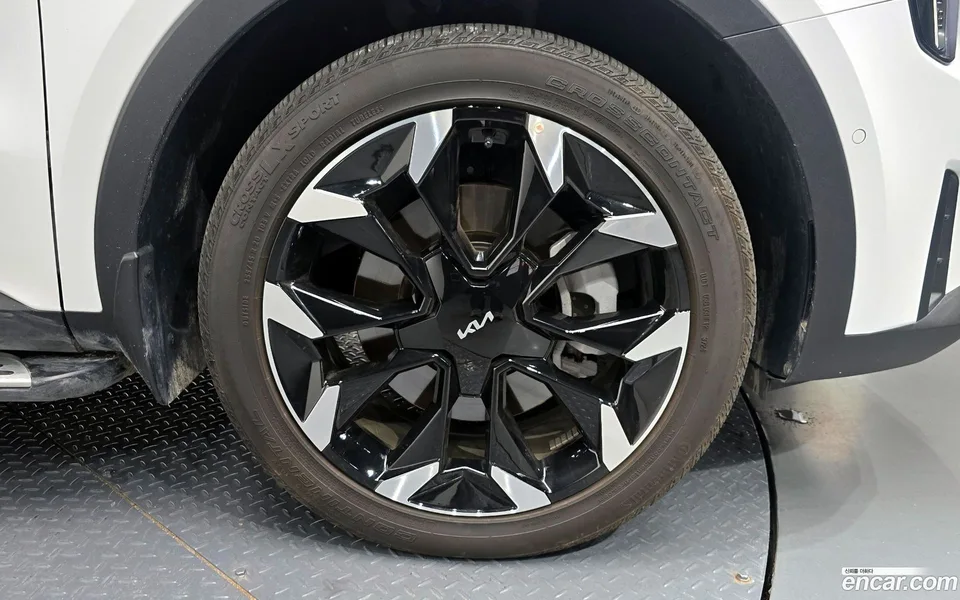 Kia Sorento 2.5T 2WD 2024 — миниатюра 5