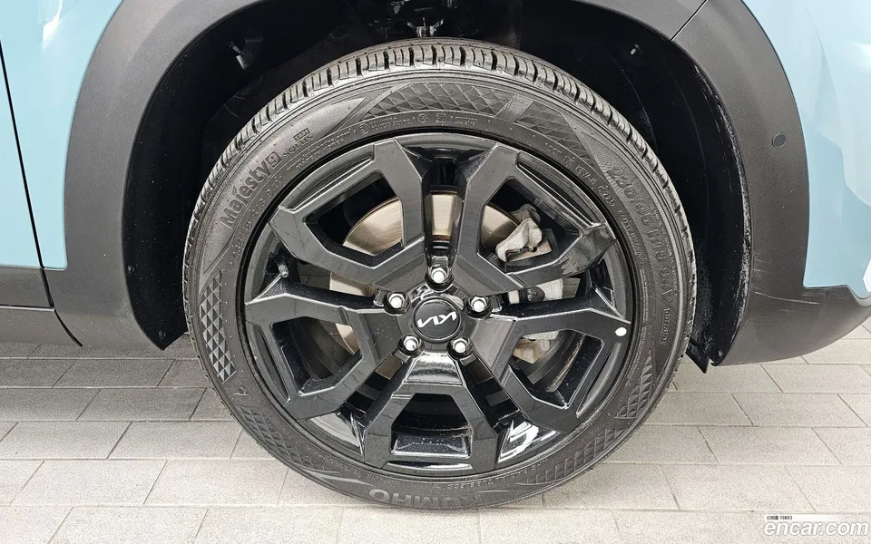 Kia Seltos 1.6 4WD 2022 — миниатюра 2