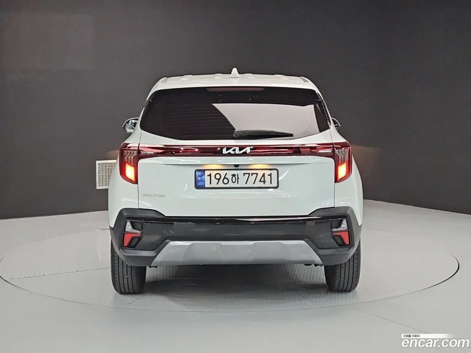 Kia Seltos 2.0 2WD 2024 — миниатюра 3