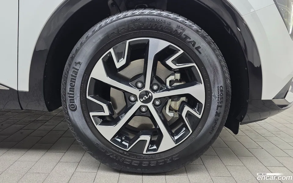 Kia Sportage Hybrid 2WD 2023 — миниатюра 2