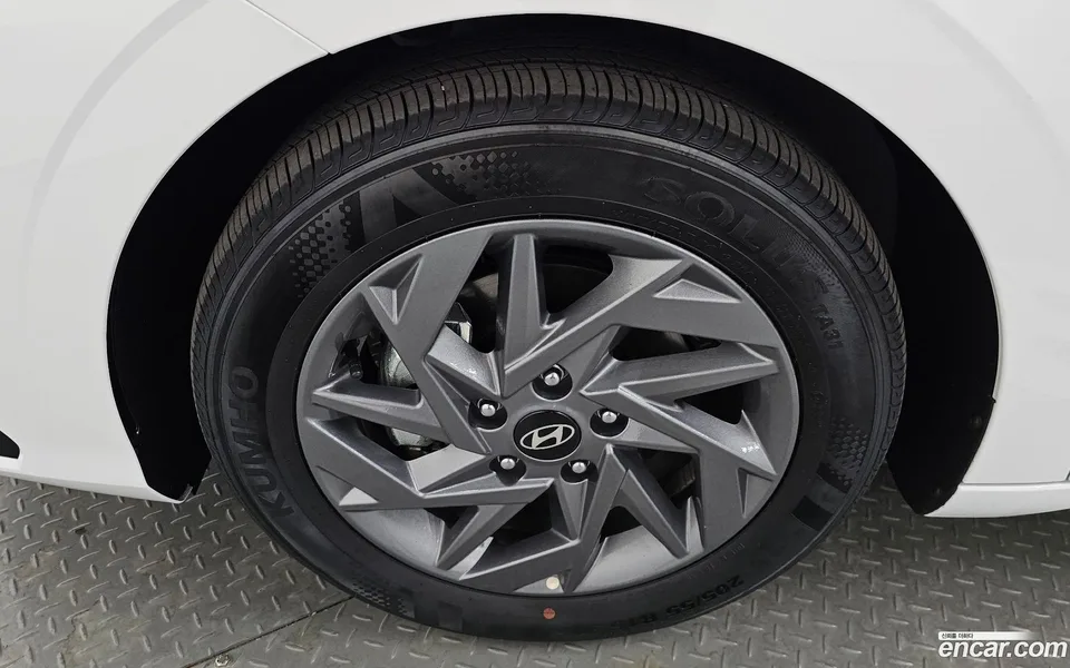 Hyundai Avante CN7 Hybrid 2025 — миниатюра 2