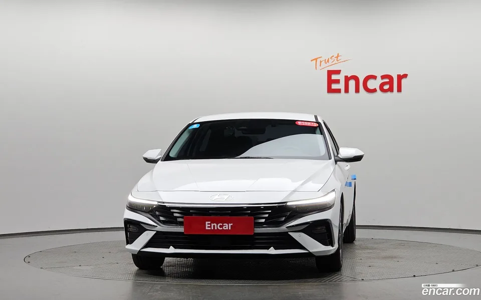 Hyundai Avante CN7 Hybrid 2025 — миниатюра 3