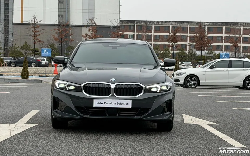 BMW 3 Series 320i 2025 — миниатюра 3