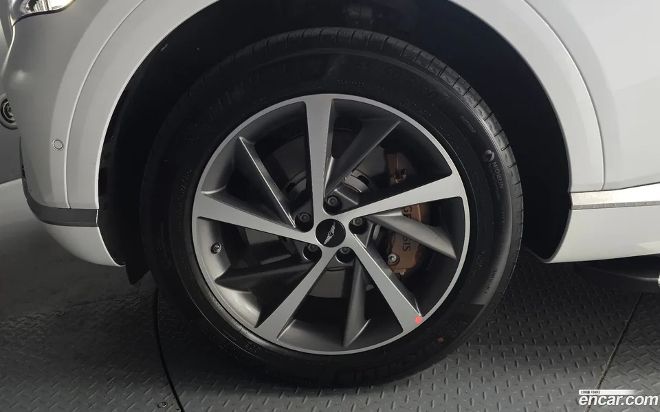 Genesis GV80 3.5T AWD 2025 — thumbnail 2