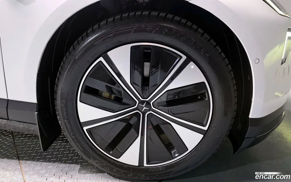 Polestar Polestar 4 2025 — миниатюра 2