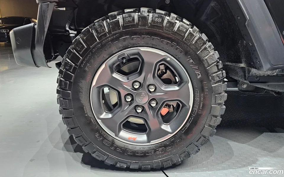 Jeep Gladiator 3.6 2023 — миниатюра 2