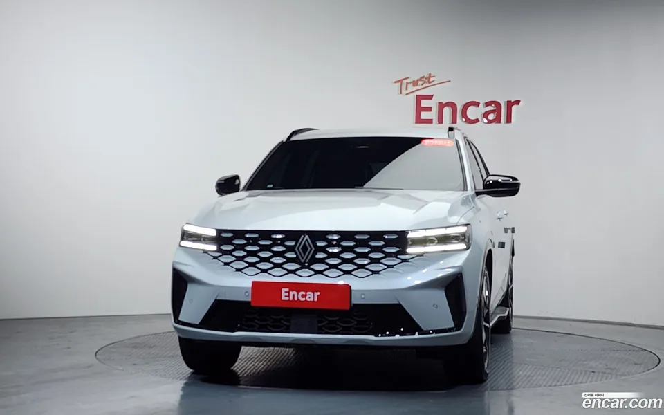 Renault Samsung Grand Koleos 1.5 E-TECH 2WD 2024 — миниатюра 3
