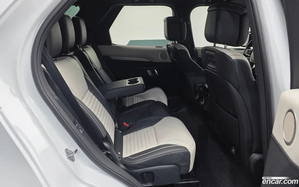 Land Rover Discovery D300 HSE 2024 — миниатюра 2