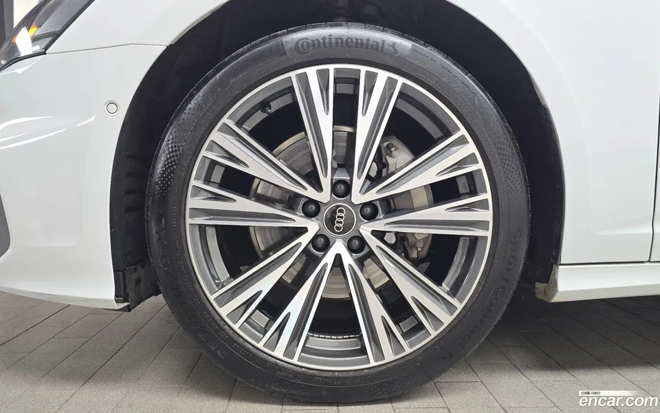 Audi A6 45 TFSI 2023 — миниатюра 5