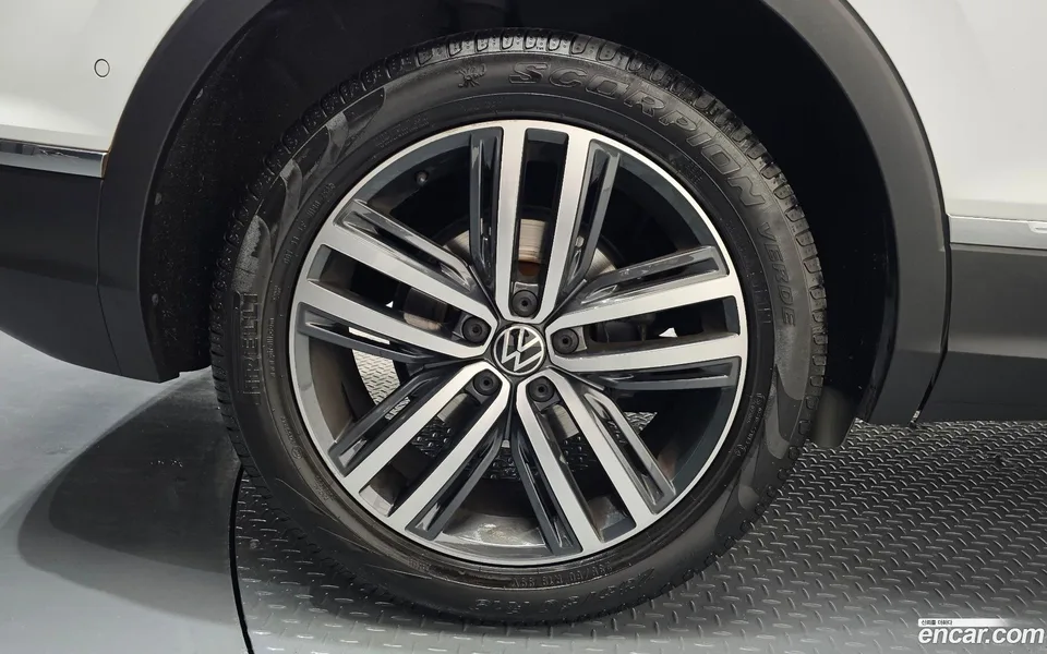 Volkswagen Tiguan 2.0 TDI 2022 — миниатюра 5