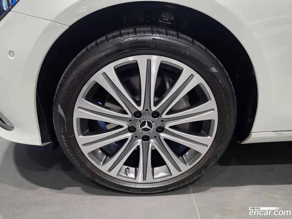 Mercedes-Benz E-Class E350 4MATIC 2023 — миниатюра 2