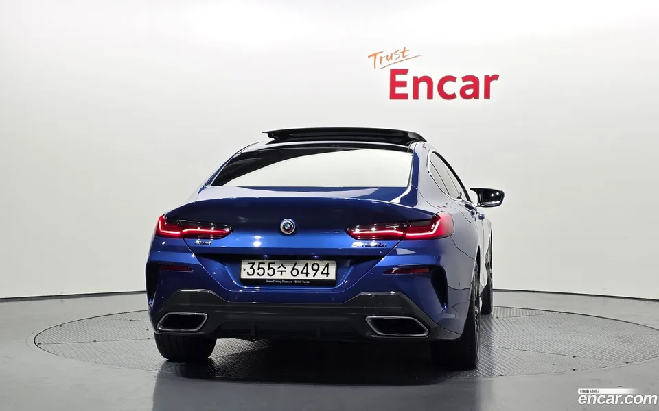 BMW 8 Series M850i xDrive 2023 — миниатюра 4
