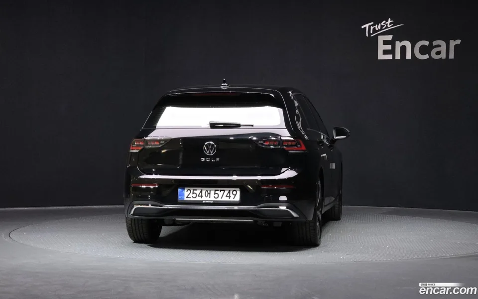 Volkswagen Golf 2.0 TDI 2025 — миниатюра 4