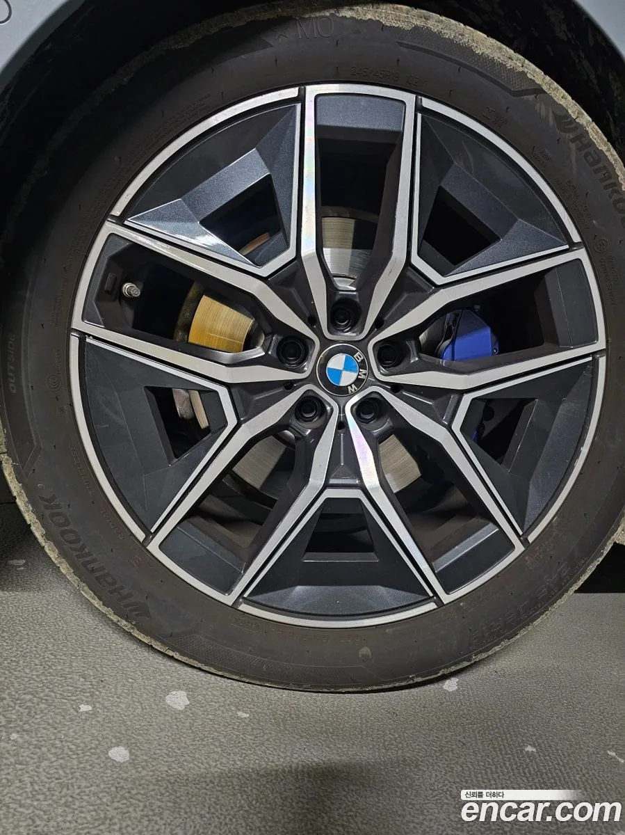 BMW 5 Series 520i M 2024 — миниатюра 5