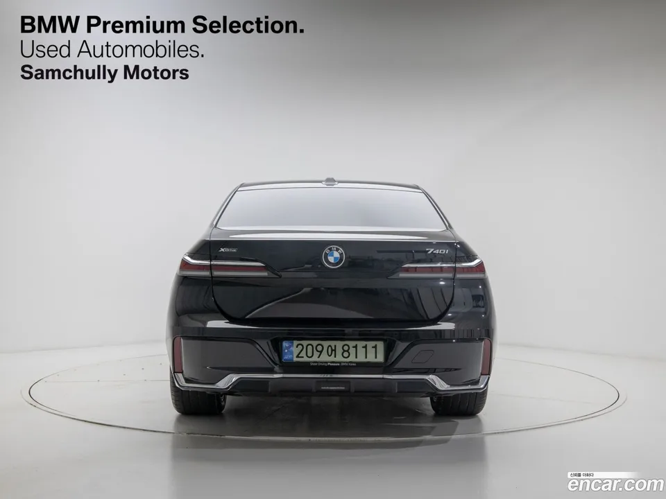 BMW 7 Series 740i xDrive M 2024 — миниатюра 4