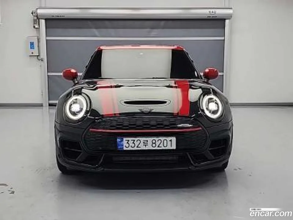 MINI Cooper S Clubman JCW 2023 — миниатюра 2