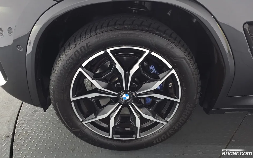 BMW X4 xDrive20i M 2024 — миниатюра 5
