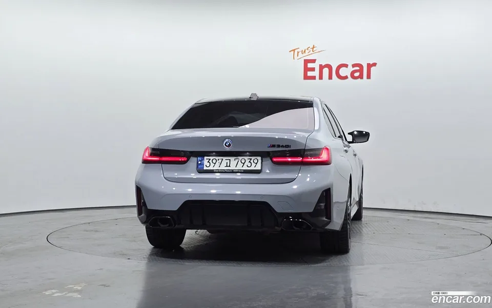 BMW 3 Series M340i 2024 — thumbnail 4