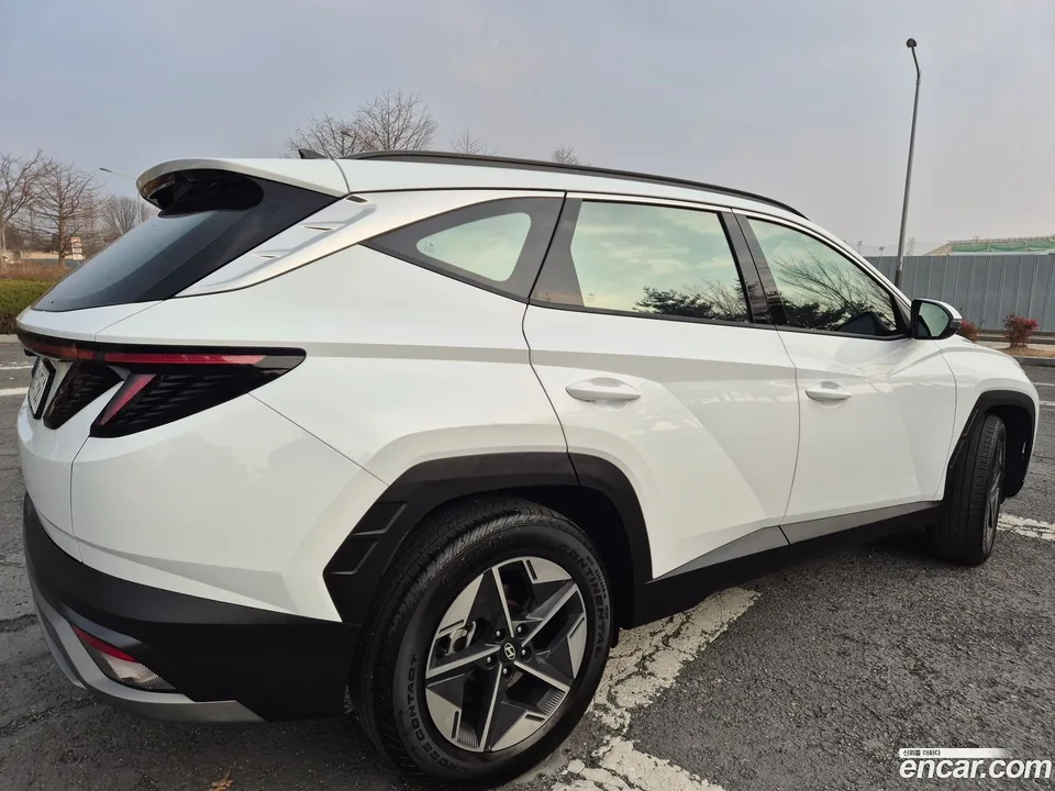 Hyundai Tucson Hybrid NX4 HEV 1.6 2WD 2025 — миниатюра 3