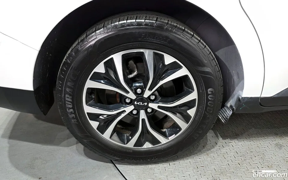 Kia Carnival 9 2022 — миниатюра 5