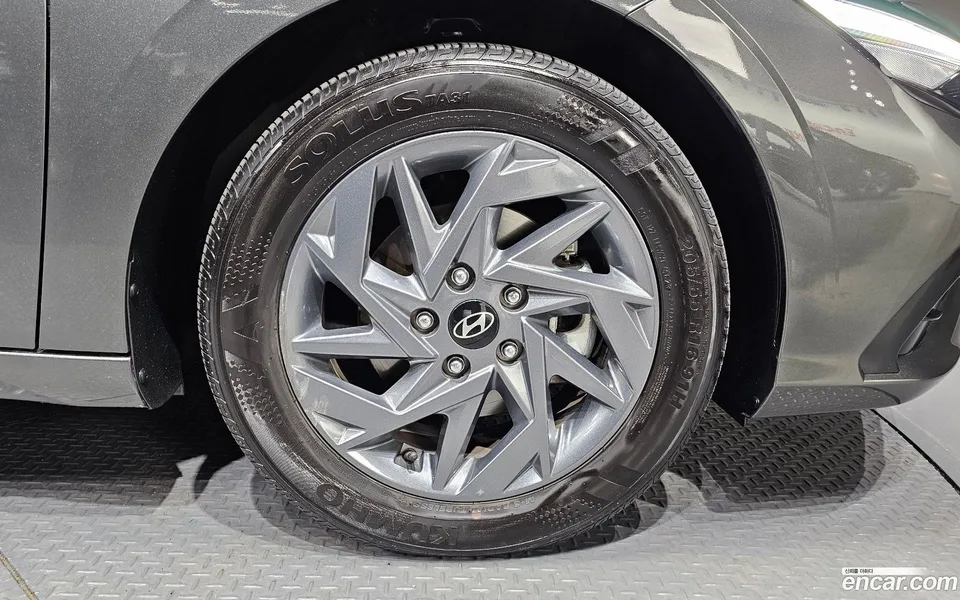 Hyundai Avante CN7 1.6 2023 — миниатюра 2