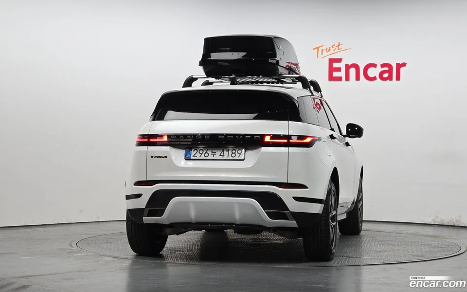 Land Rover Range Rover Evoque P250 SE 2024 — миниатюра 4