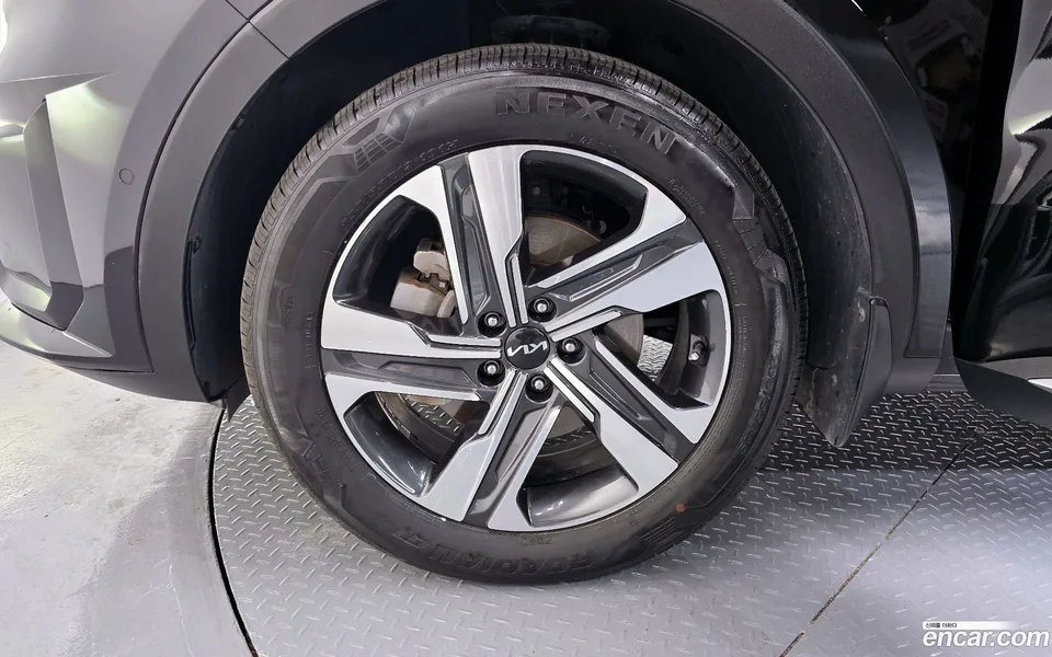 Kia Sorento HEV 1.6 2WD 2022 — миниатюра 2