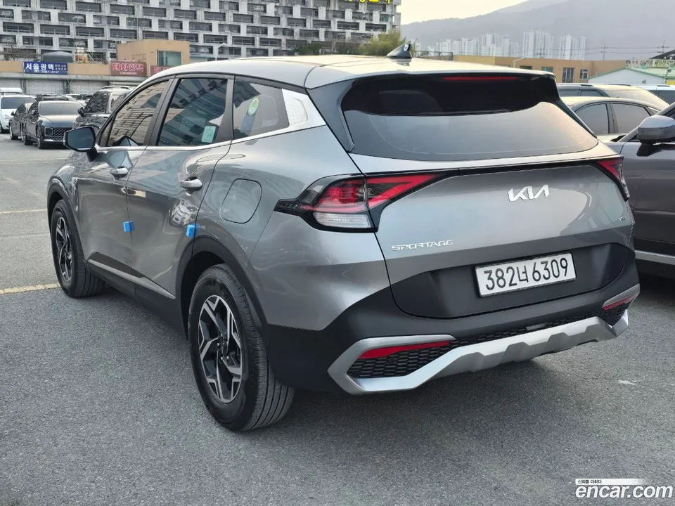 Kia Sportage 2.0 4WD 2023 — миниатюра 2