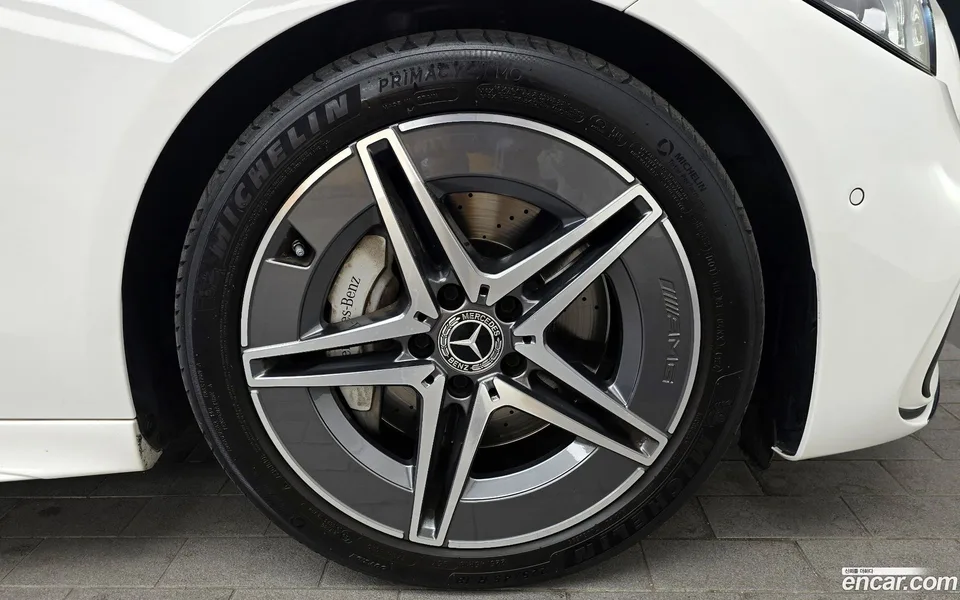 Mercedes-Benz C-Class C200 2024 — миниатюра 2