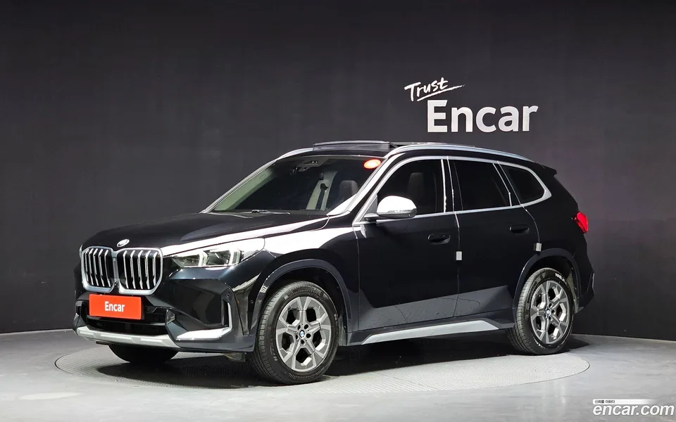 BMW X1 sDrive 18d xLine 2024 — фото 1, купить с доставкой в Москву