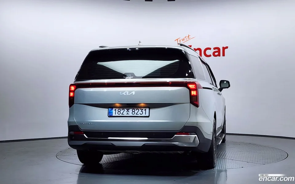 Kia Carnival 7 2025 — миниатюра 4