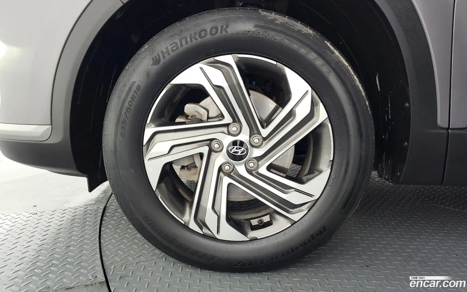 Hyundai SantaFe 2.2 4WD 2022 — миниатюра 5