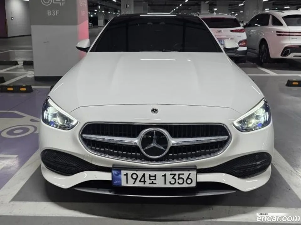 Mercedes-Benz C-Class C200 2024 — фото 1, купить с доставкой в Москву