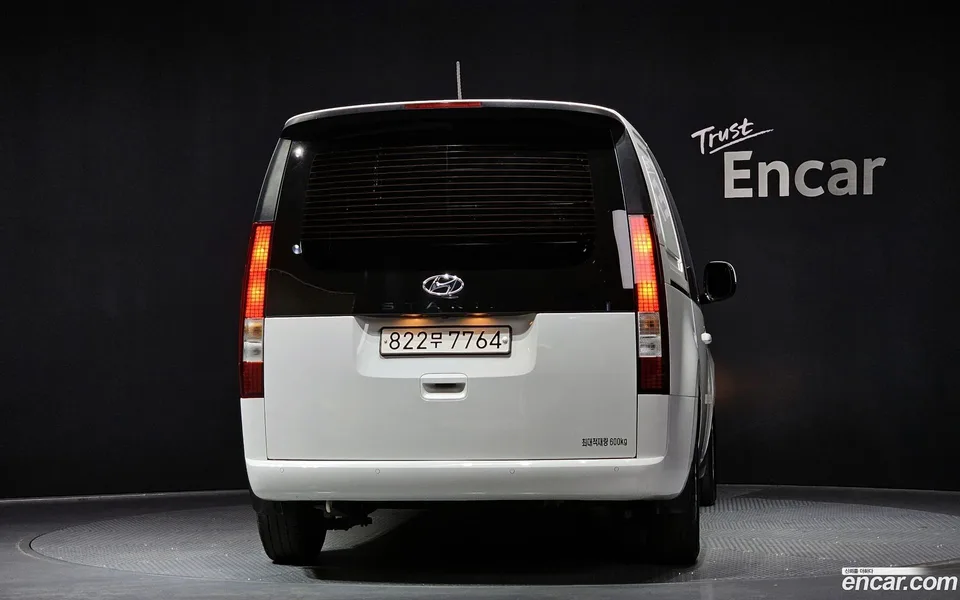 Hyundai Staria 5 2022 — миниатюра 4