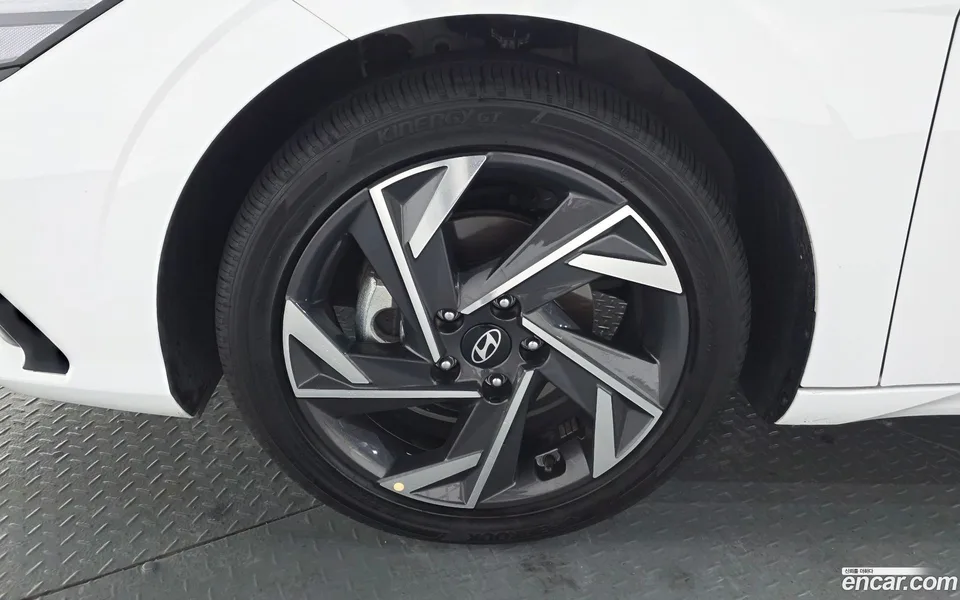 Hyundai Avante CN7 1.6 2025 — миниатюра 5