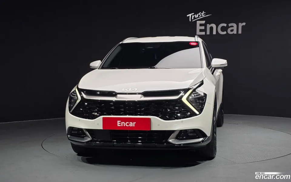 Kia Sportage Hybrid 4WD 2023 — миниатюра 3