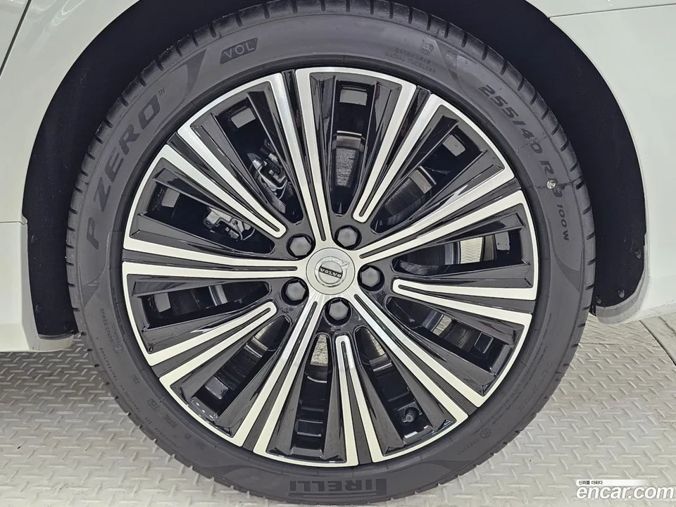 Volvo S90 B5 2024 — миниатюра 2