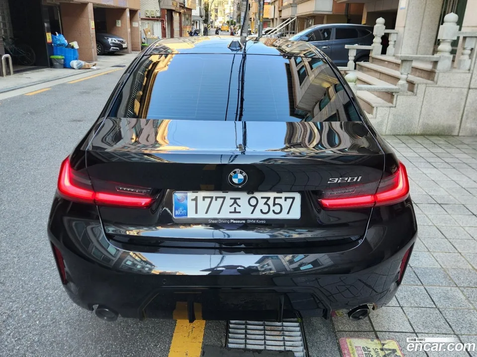 BMW 3 Series 320i M 2025 — миниатюра 4